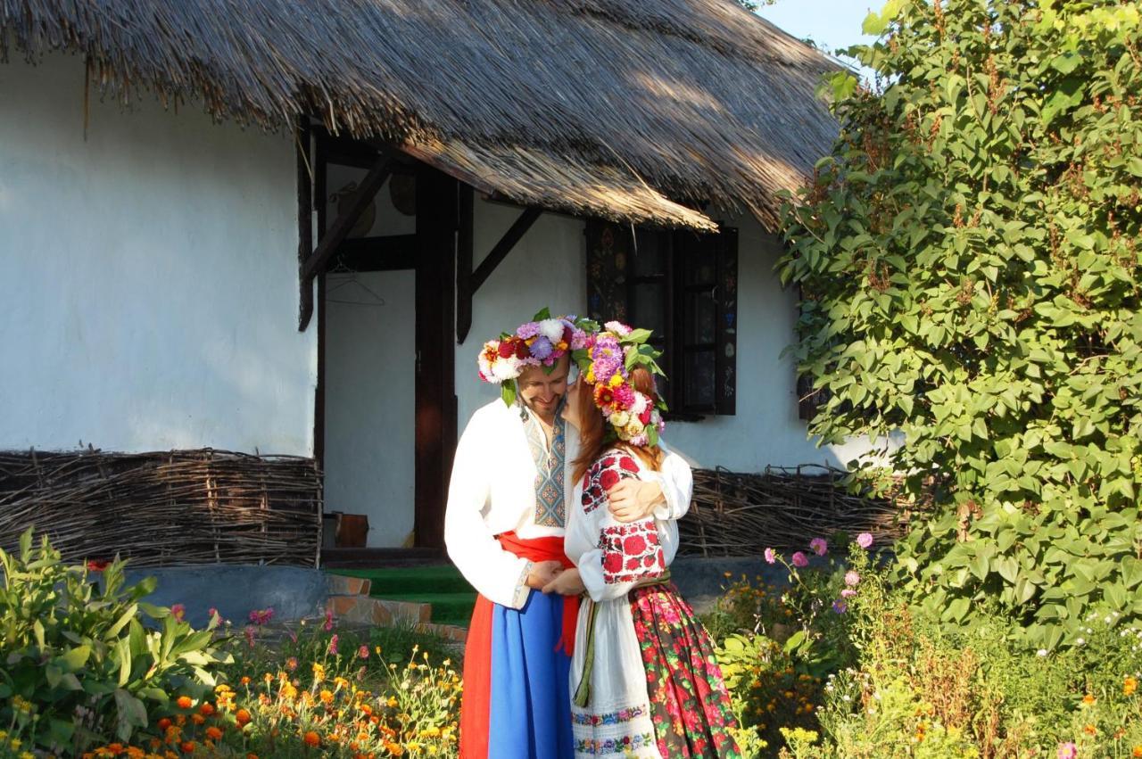 Koryakivskyi Rai Guest House Dmitrenki Exterior photo